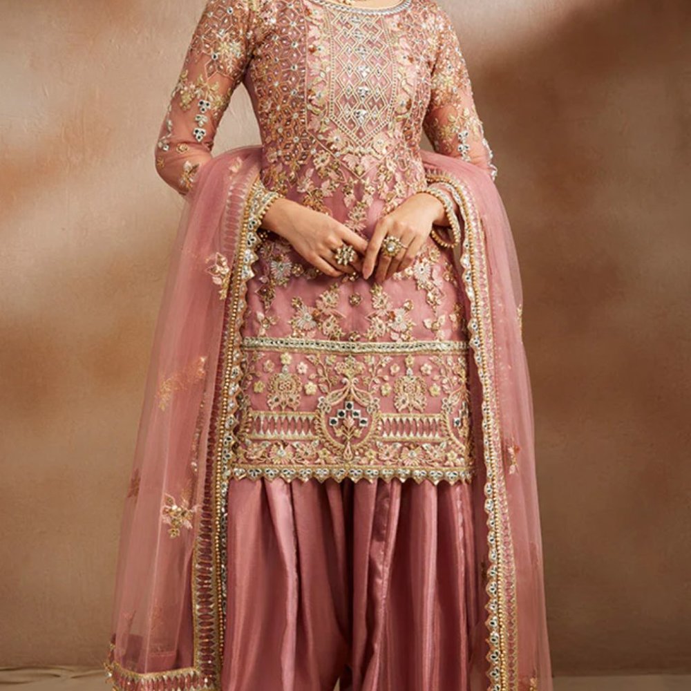 New Lashkaraa Dusty Rose and Gold Embroidered Punjabi Suit Salwar Kameez